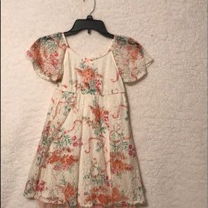 Little girls lace dress